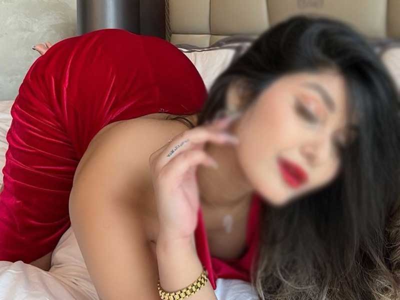 red hot call girl